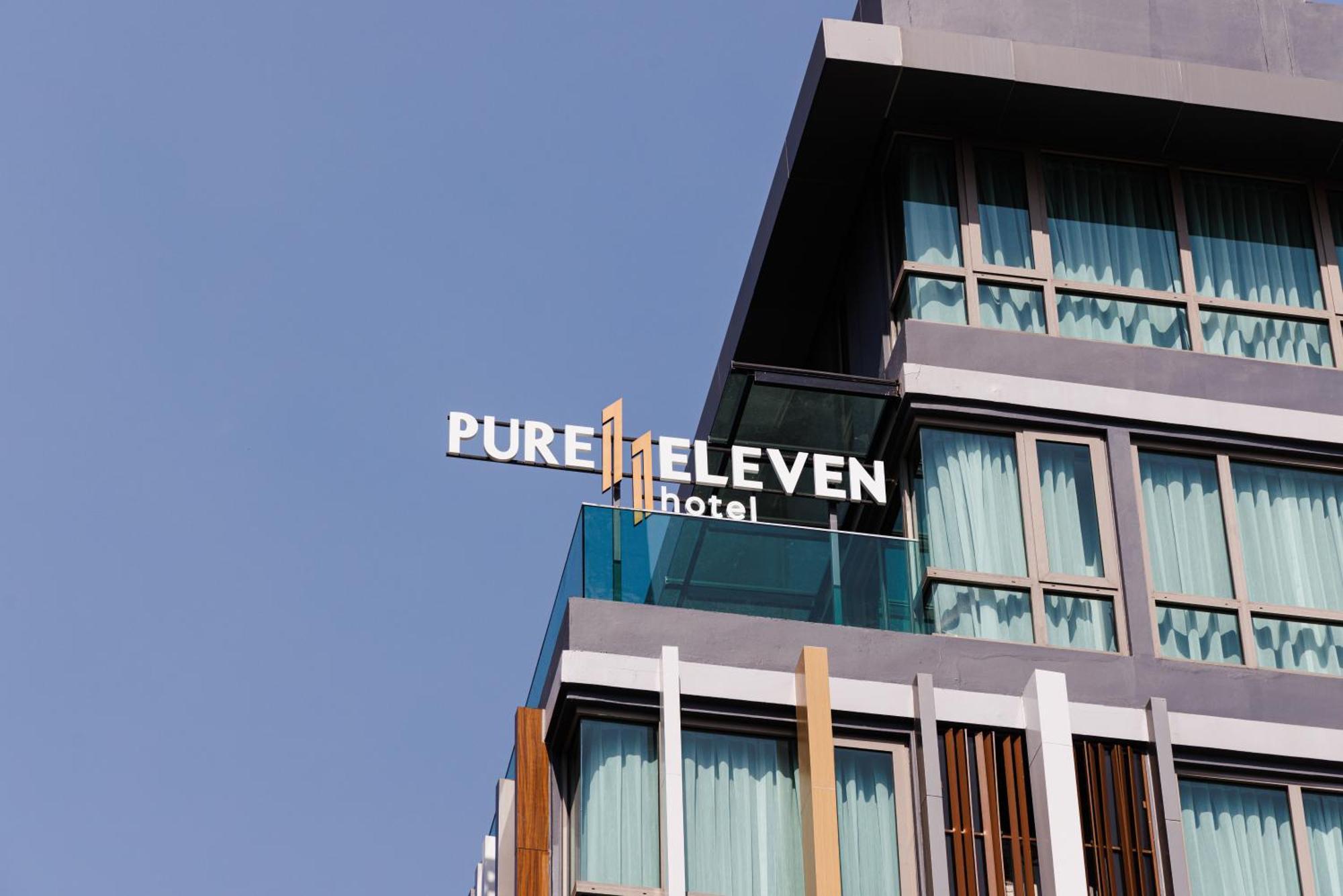 Pure Eleven Hotel Bangkok Makkasan Exterior foto